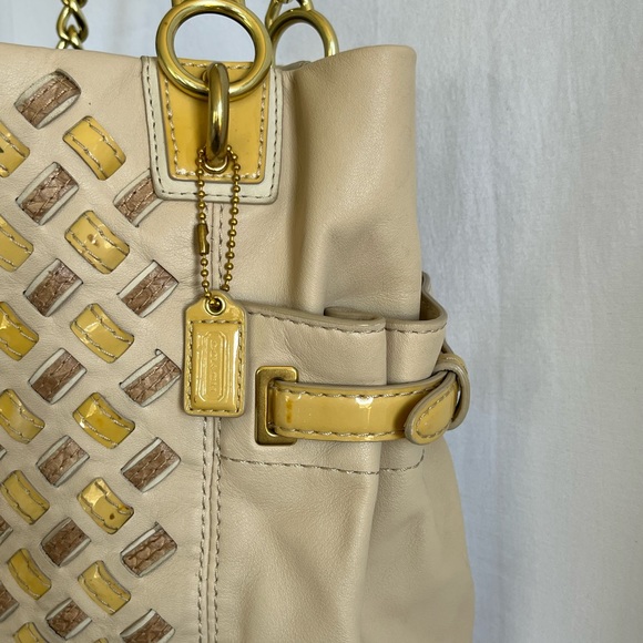 Coach Peyton Bag - Picture 6 of 14